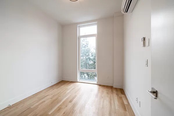 Building Photo - 1538 New York Ave