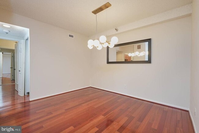 Building Photo - 5802 Nicholson Ln