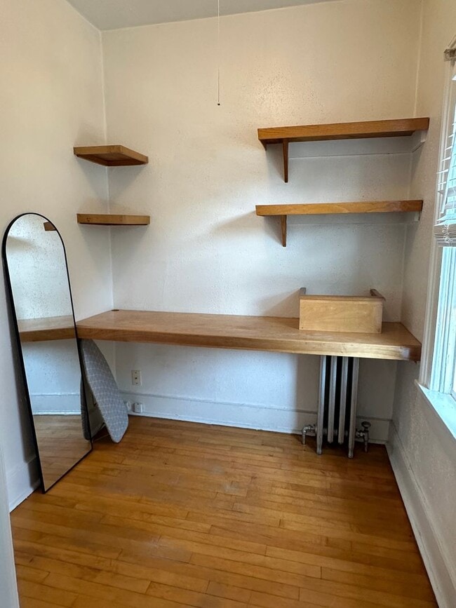 Building Photo - 1531 N Jackson St