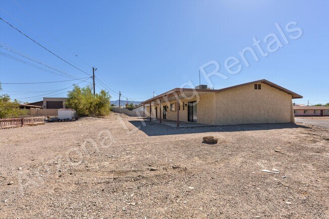 Building Photo - RENOVATED CUL-DE-SAC HOME