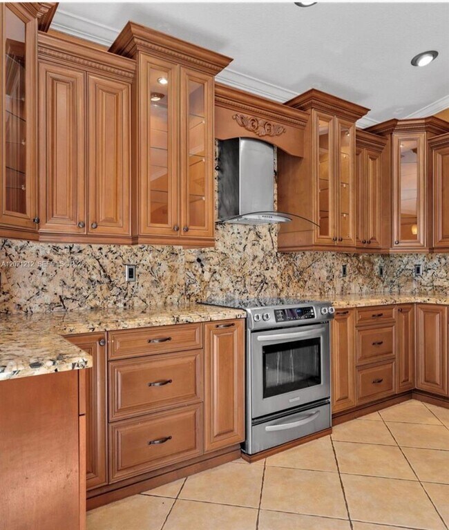 Building Photo - 14571 SW 160th Ct