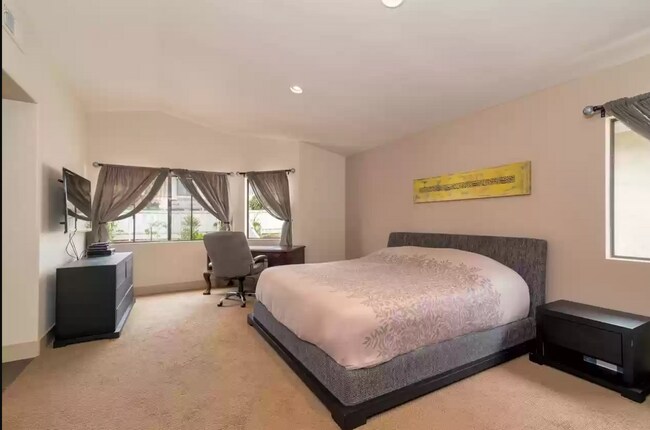 Master Bdrm - 4026 Caminito Cassis