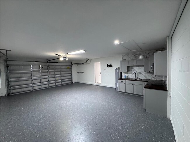 Building Photo - 4064 Sunny Day Way