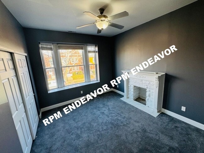 Building Photo - Stunning Tower Grove East 4 Bedroom 3.5 Bath Home