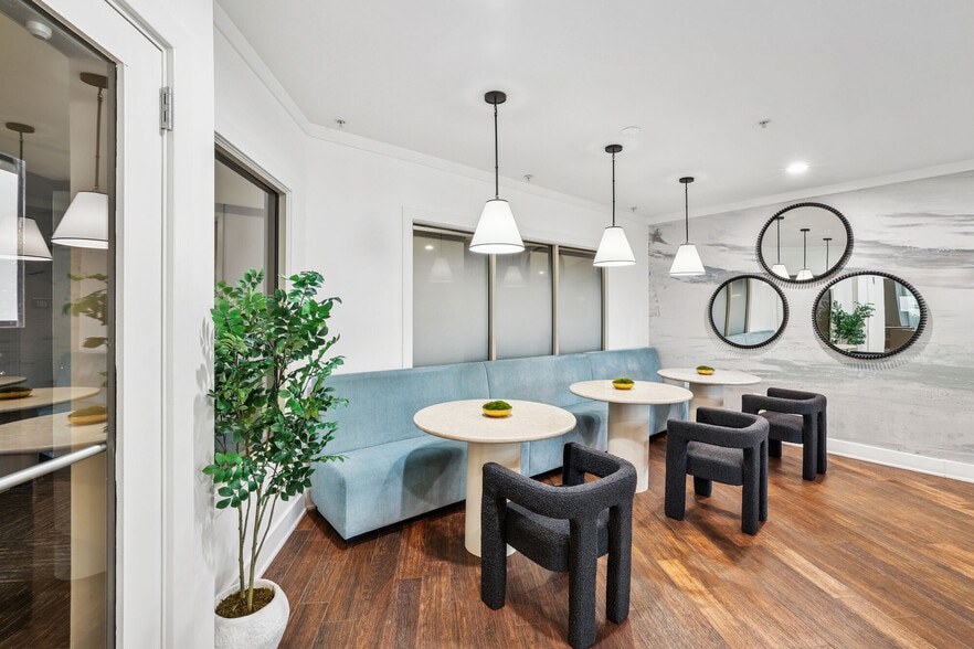 Rutherford Station apartments — community photo - Rutherford Station