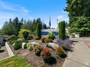 Building Photo - Griffin Glen