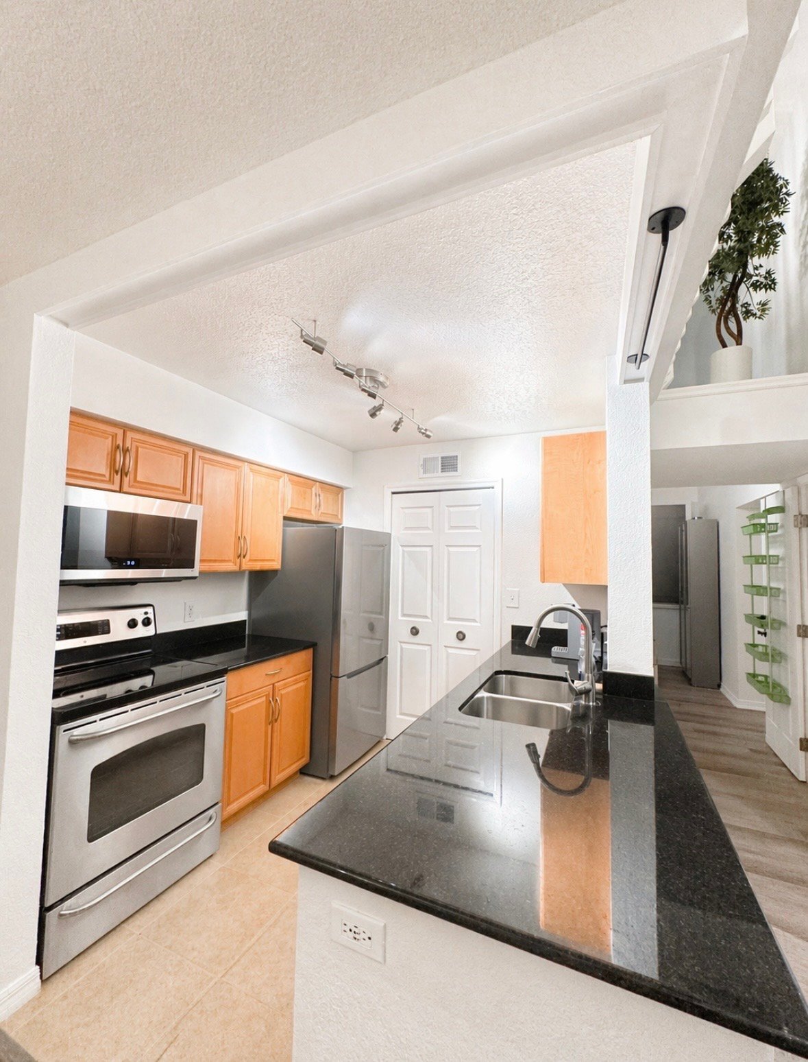Building Photo - 3266 Haviland Ct