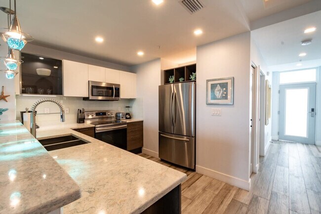 Building Photo - 202 Ivory Coral Ln