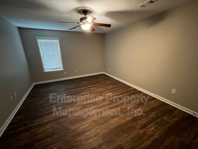 Building Photo - 4135 Tunbridge Pl