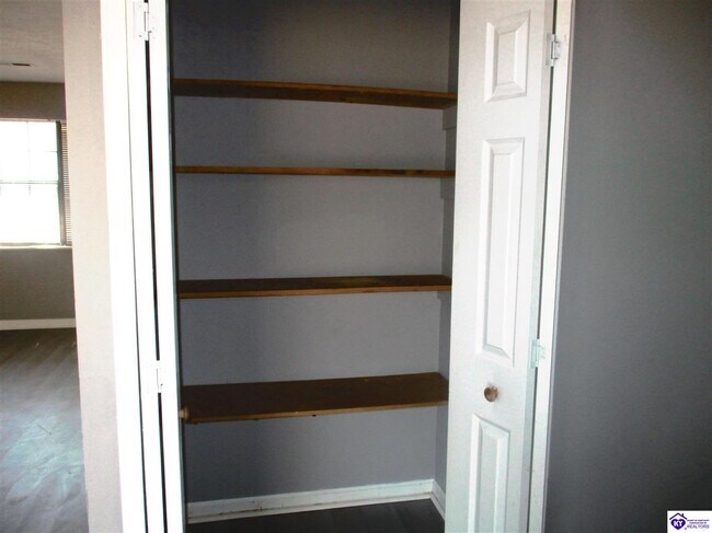 Building Photo - 314 Crossgate Rd