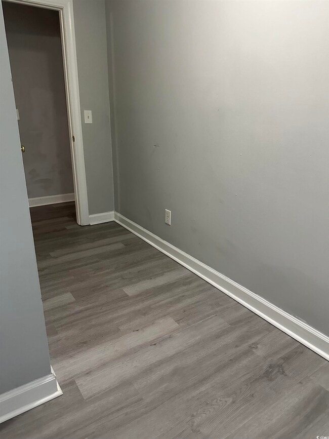 Building Photo - 4380 Daphne Ln