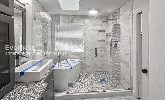 Building Photo - 2785 Brookhill Ct