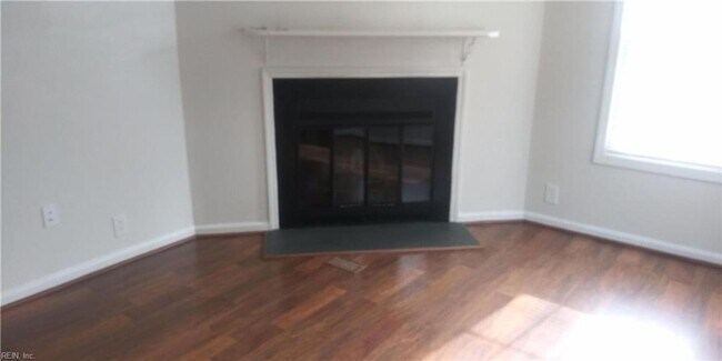 Building Photo - Virginia Village