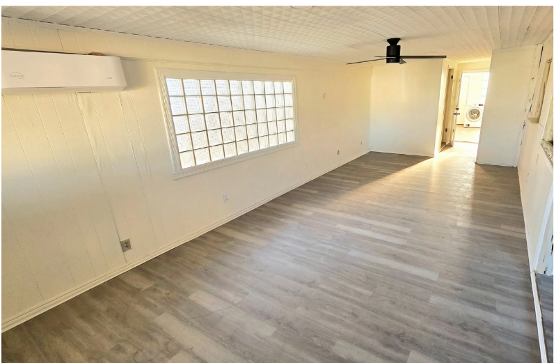 Building Photo - 2115 Chapman St