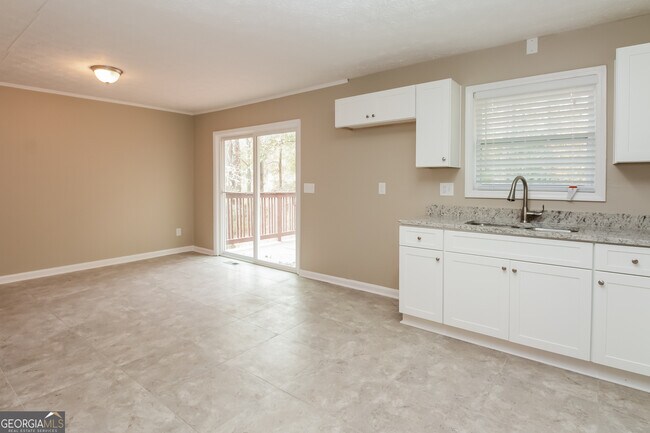 Building Photo - 8295 Englewood Trail