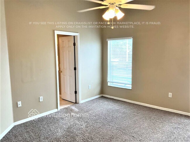 Building Photo - 206 Jessamine Dr