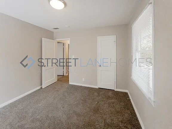 Building Photo - 3028 Acorn Rd