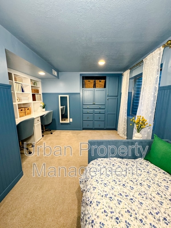 Building Photo - 734 W 2220 N