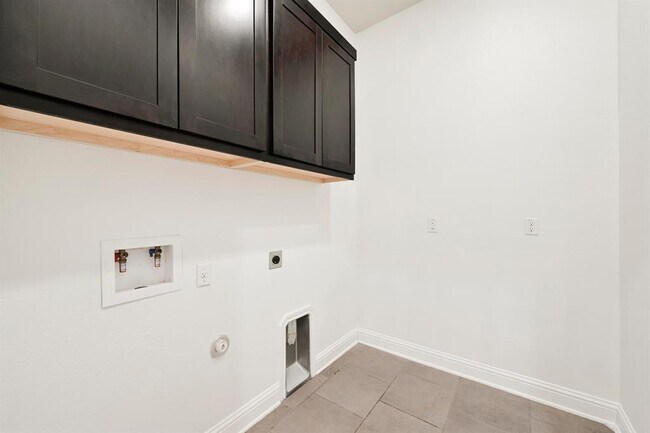 Building Photo - 12624 Ondara Dr