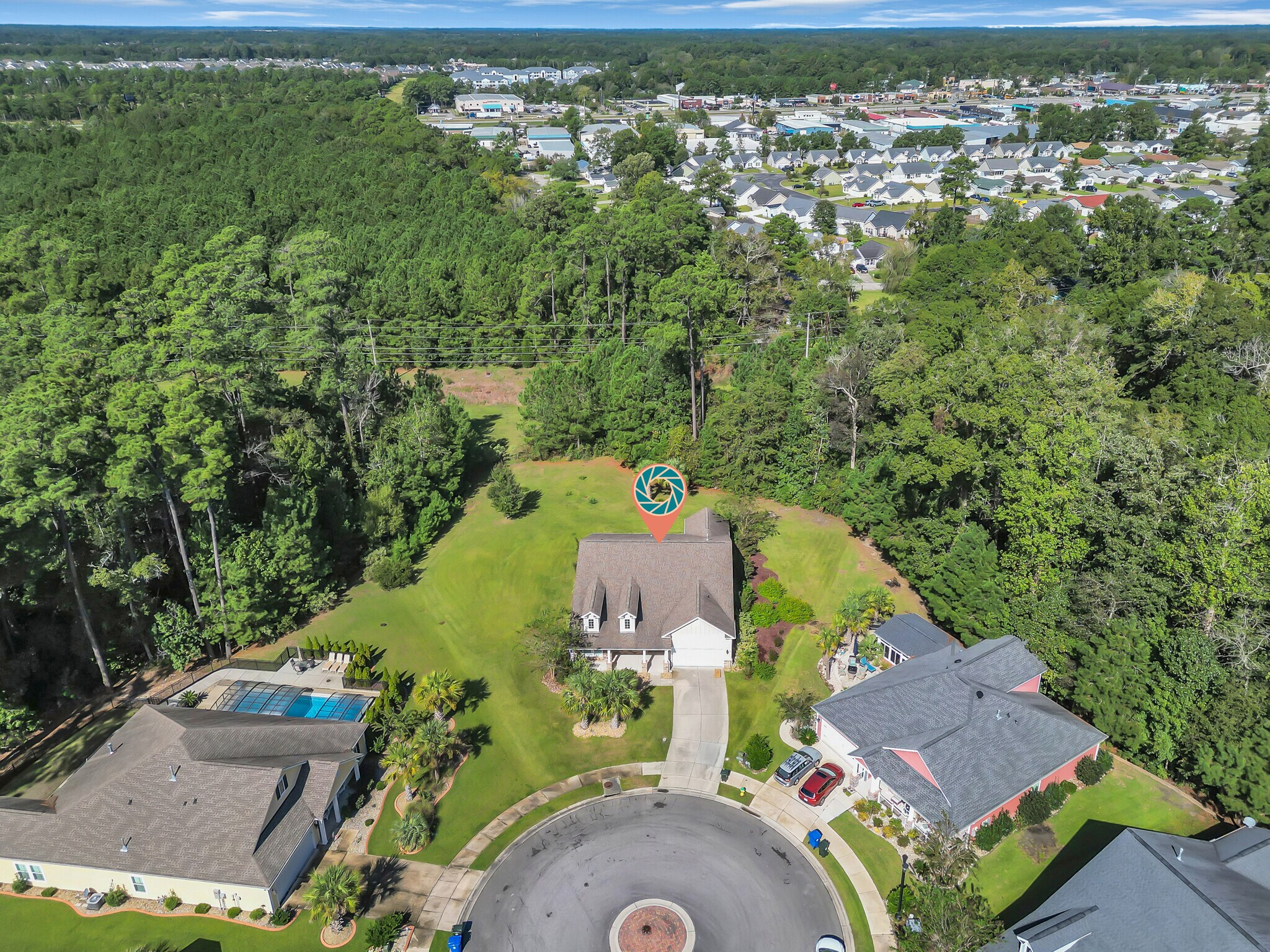 Building Photo - 1758 Edgewood Dr