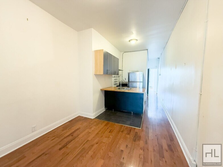 Building Photo - TROUTMAN STREET / Bushwick / Spacious 2-be...