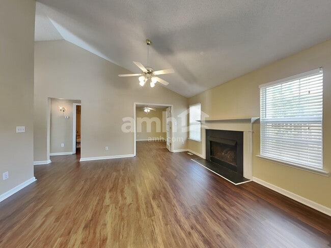 Building Photo - 104 Windy Meadow Way