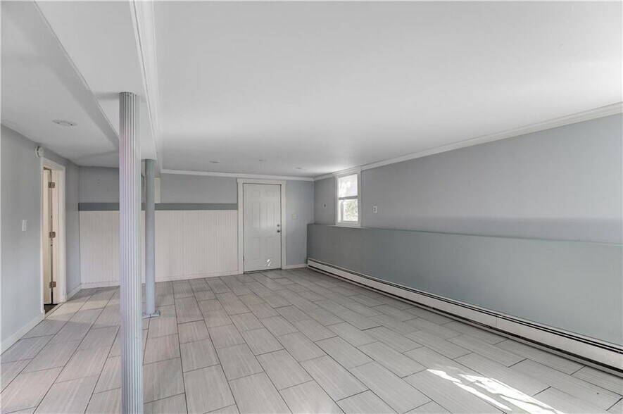 Building Photo - 76 Norseman Dr