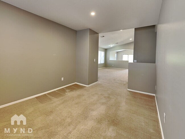Building Photo - 15012 W Watson Ln