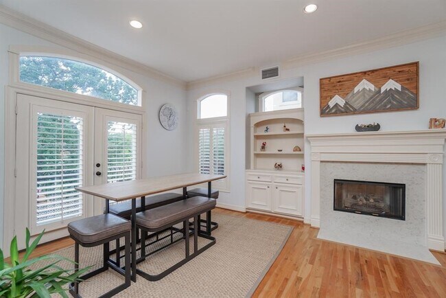 Building Photo - 4406 Feagan St