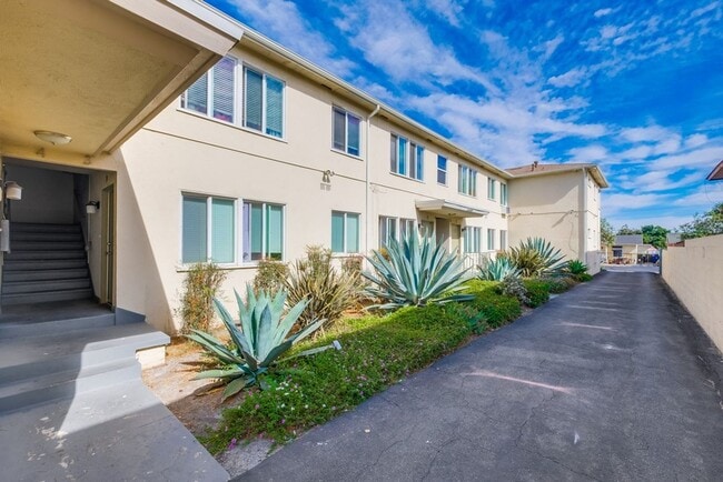 Building Photo - 6309 8th Ave