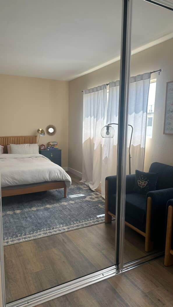 Building Photo - 11645 Montana Ave