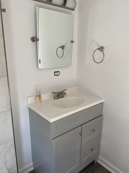 Fully remodeled bathroom - 105 Hill St NE