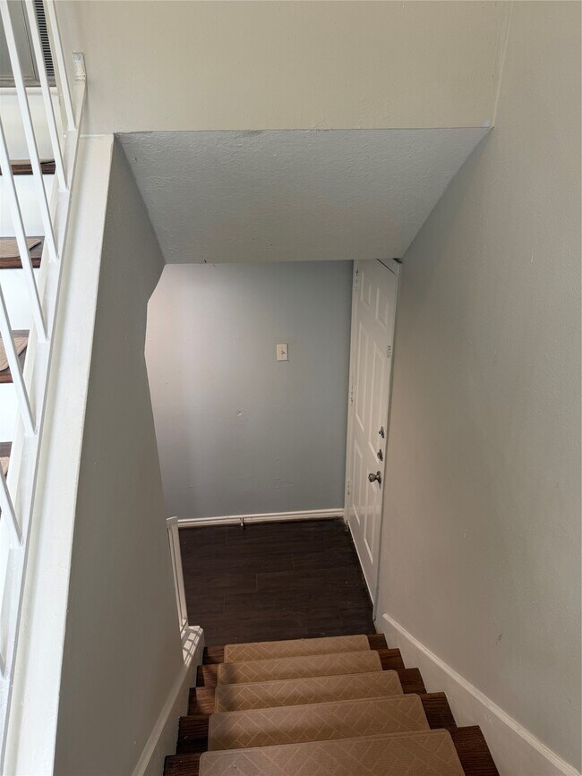 Building Photo - 12306 Taylors Crossing Dr