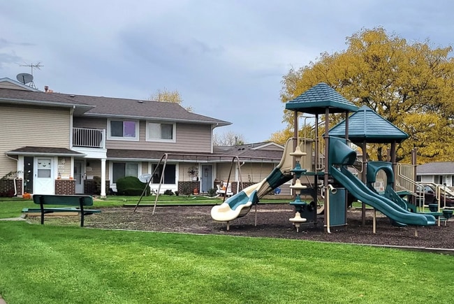 Building Photo - 1505 Sutter Dr