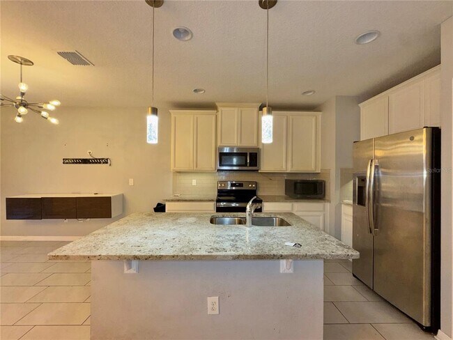 Building Photo - 1031 Flowing Tide Dr