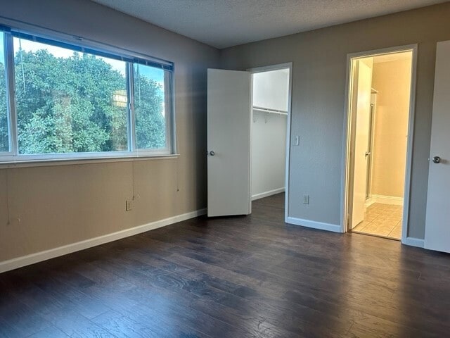 Building Photo - Beautifully Updated 4-Bedroom Home