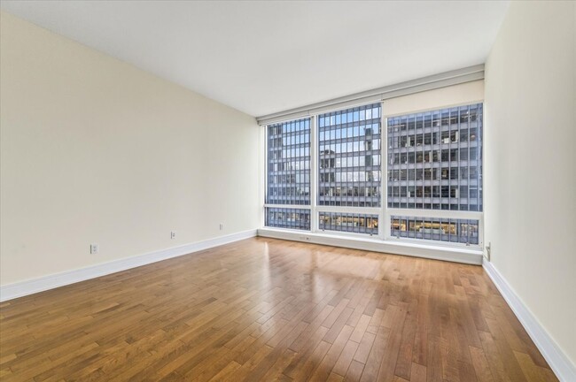 Building Photo - 401 N Wabash Ave