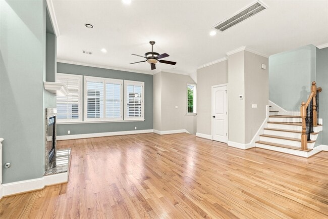 Building Photo - 1714 Ovid St