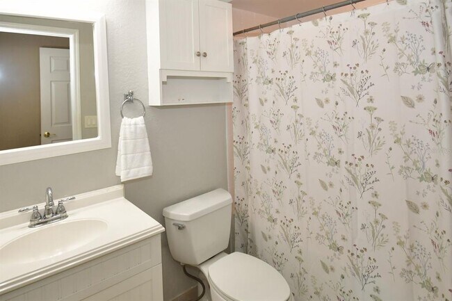 Building Photo - 4667 Mirabella Ct