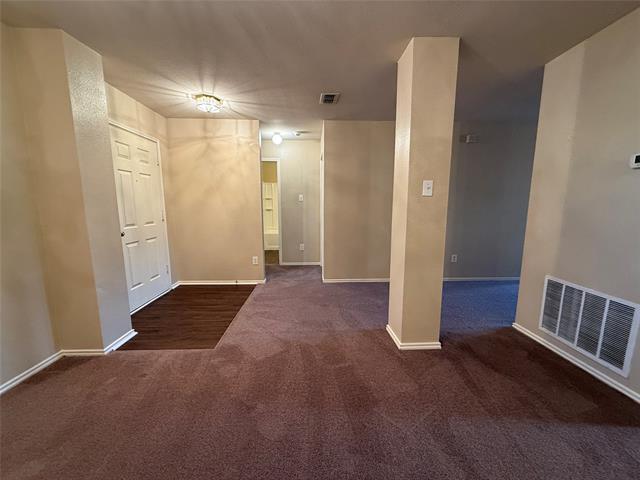 Building Photo - 1028 Wild Horse Way