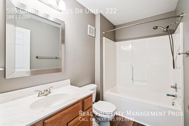 Building Photo - 505 Garrison Woods Dr