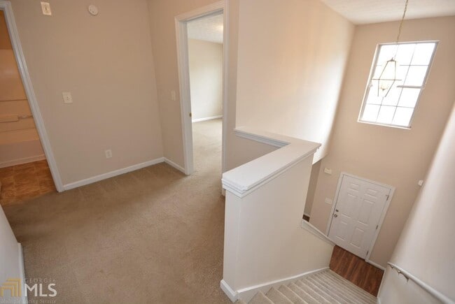 Building Photo - 1525 Eastern Sunrise Ln