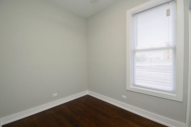 Building Photo - Rehabbed East Humboldt 2 Bedroom Apartment