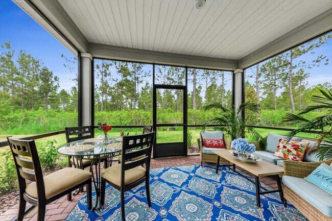 Building Photo - 479 Kingbird Dr