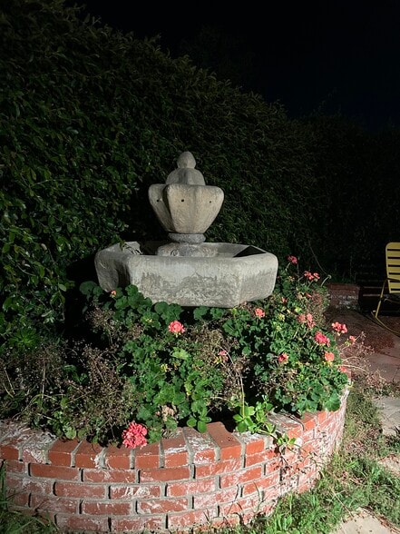 Building Photo - 876 Palmer Ave