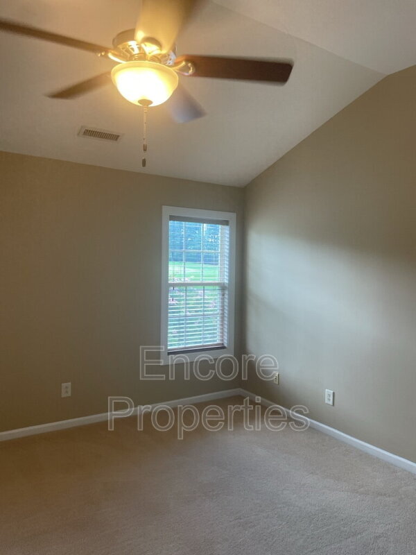 Building Photo - 3005 Imperial Oaks Dr
