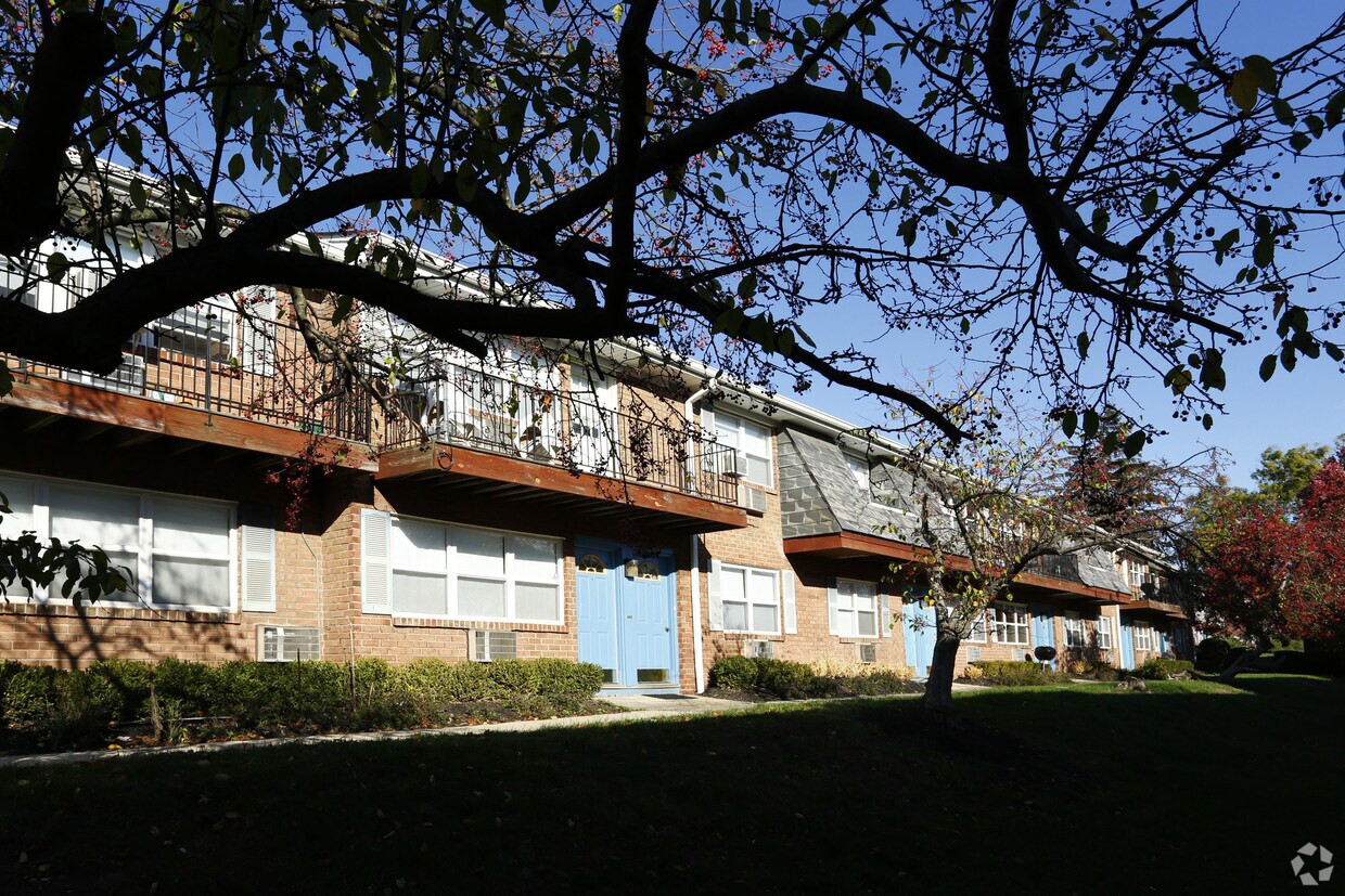 Raritan Crossing New Brunswick Nj Apartment Finder