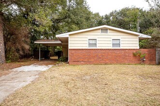 Building Photo - 2919 Criswell Ave