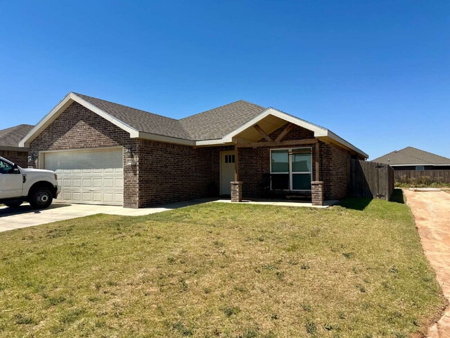 Building Photo - Updated 3/2/2 in Frenship ISD!