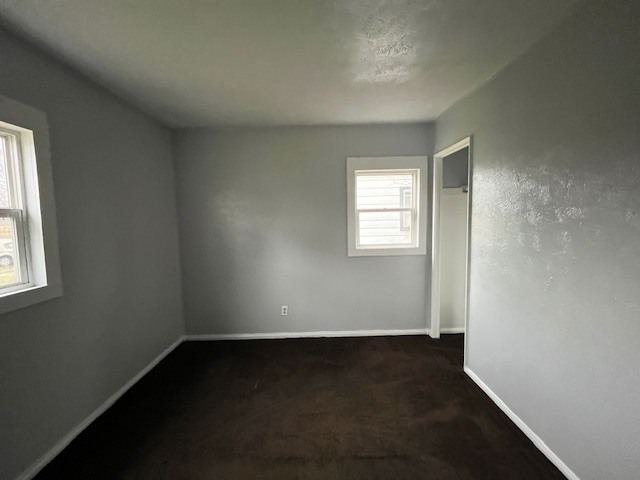 Building Photo - 233 S Chicago St